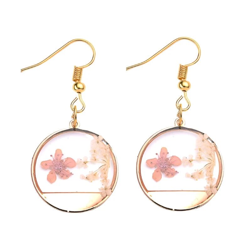 Geometric Dried Flower Earrings - The Humble Crescent