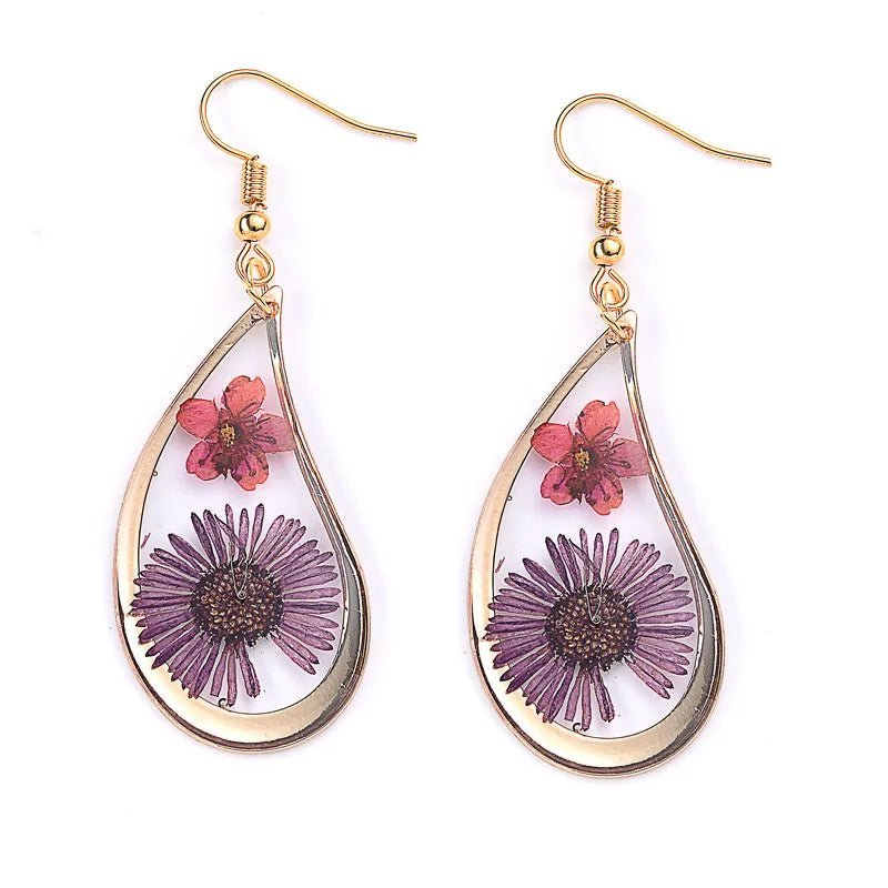 Geometric Dried Flower Earrings - The Humble Crescent